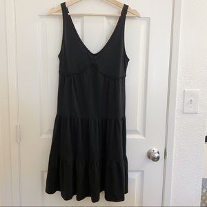 🖤 American Eagle tiered swing dress